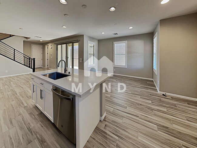 Building Photo - 11688 Redwood Mountain Ave
