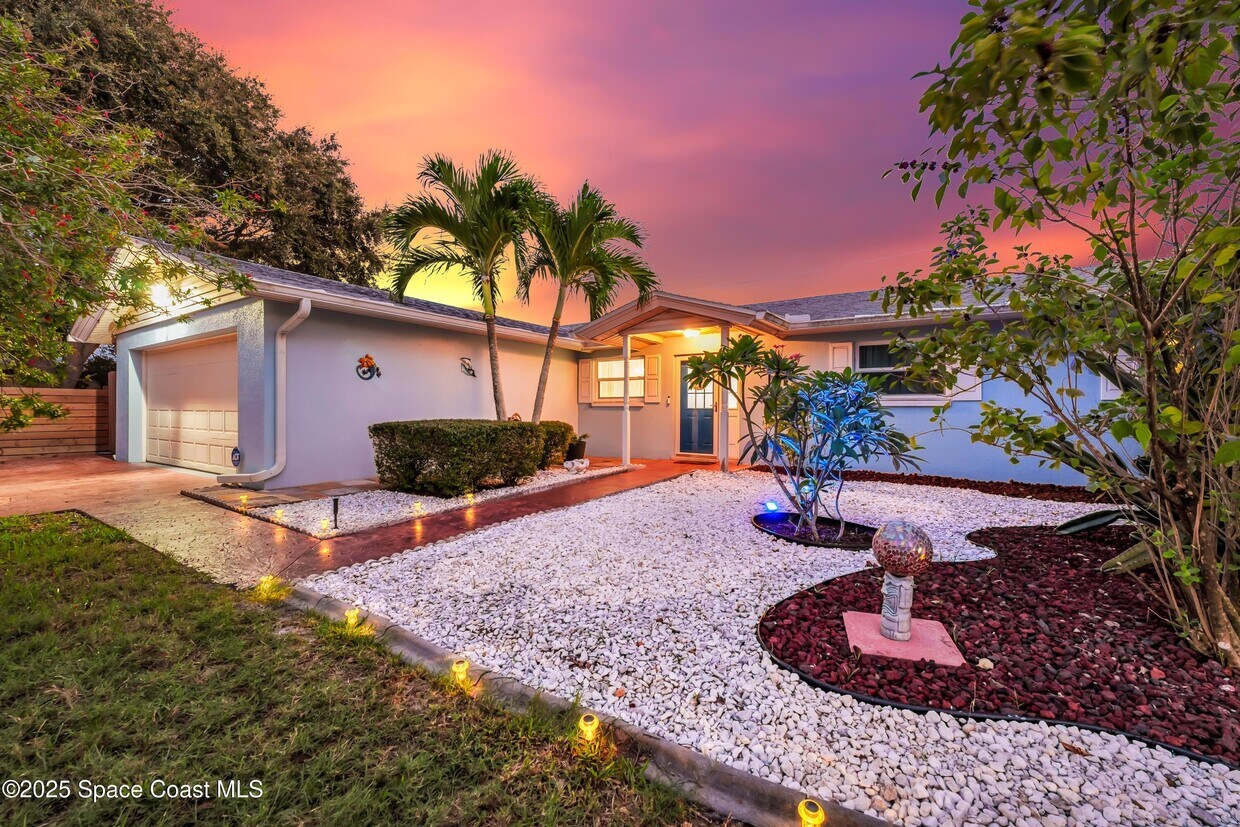 Foto principal - 363 Harbor Dr