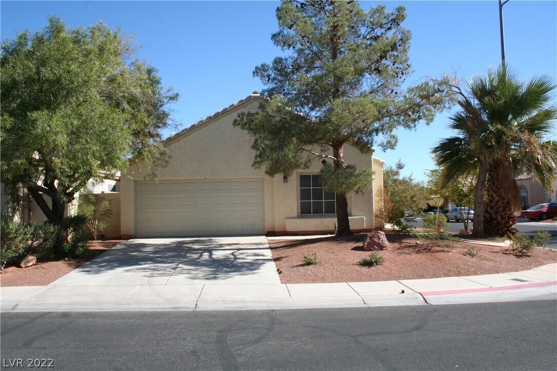 Foto principal - 5700 Cliff Point