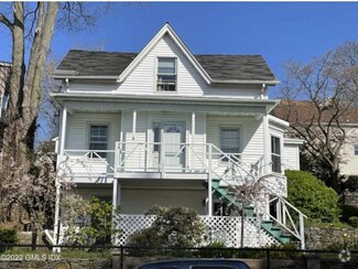 Building Photo - 119 N Water St
