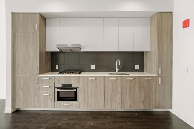 Foto del edificio - 483 E Waterside Dr