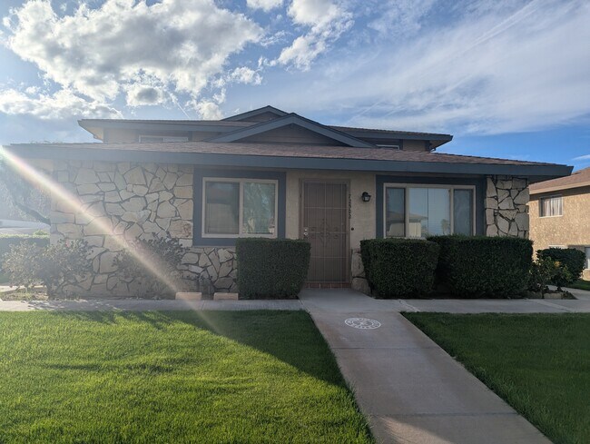 Foto del edificio - 72502 Edgehill Dr