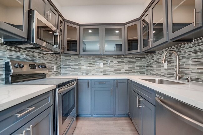 Interior Photo - Queen Street Homes