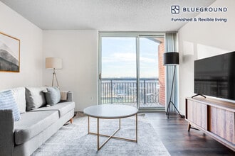 Building Photo - 801 15th St S