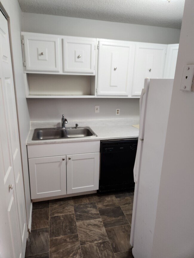 Foto del edificio - 129 B St