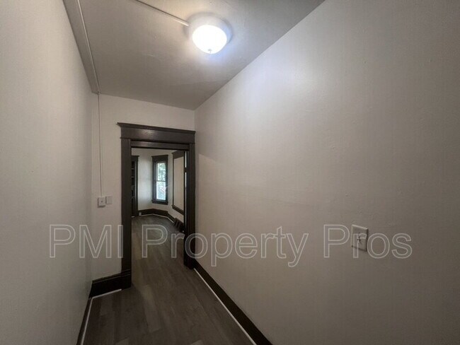 Foto del edificio - 140 E Chambers St