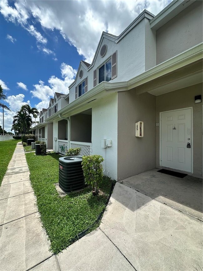 Building Photo - 17515 NW 67th Ct