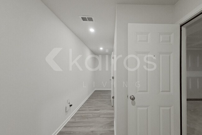 Foto del edificio - 310 Ironwood Ct