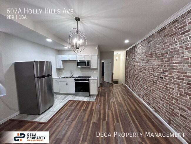 Foto del edificio - 607 Holly Hills Ave