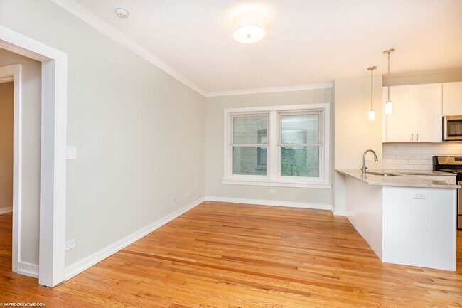 Foto del edificio - 1953 W Leland Ave