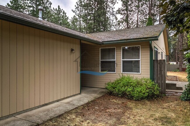 Building Photo - 4168 E 2nd Ave