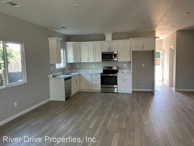 Foto del edificio - 3 br, 2 bath House - 1716 East 23rd