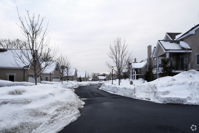 Building Photo - Newton Terraces