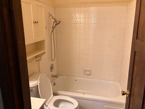 Building Photo - 1587 Crystal Air Dr