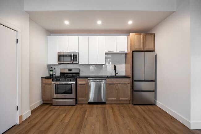 Foto del edificio - 1456 N Kedzie Ave