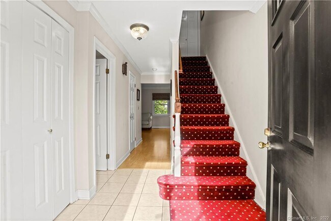 Foto del edificio - 60 Greenwich Hills Dr