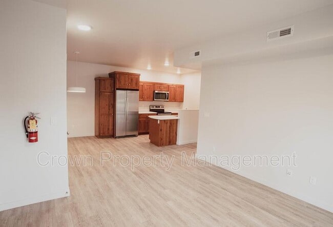 Building Photo - 202 Sawyer Ln