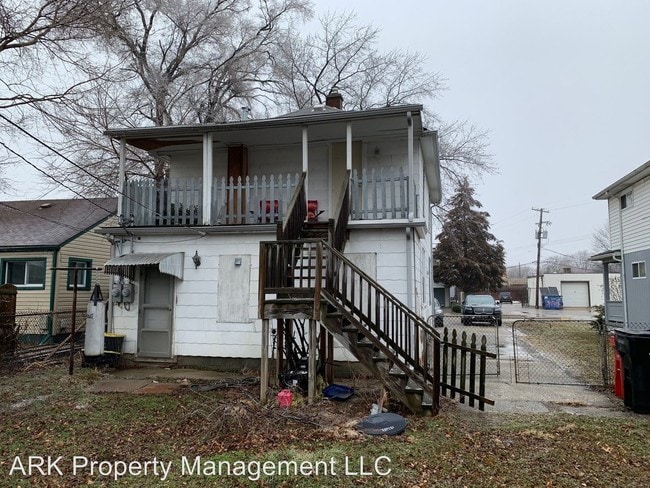 Building Photo - 17964 Peters St