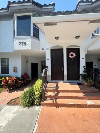 Building Photo - 775 SW 148th Ave