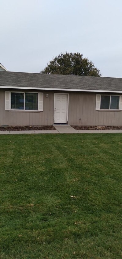 Foto del edificio - 656 SW 5th St