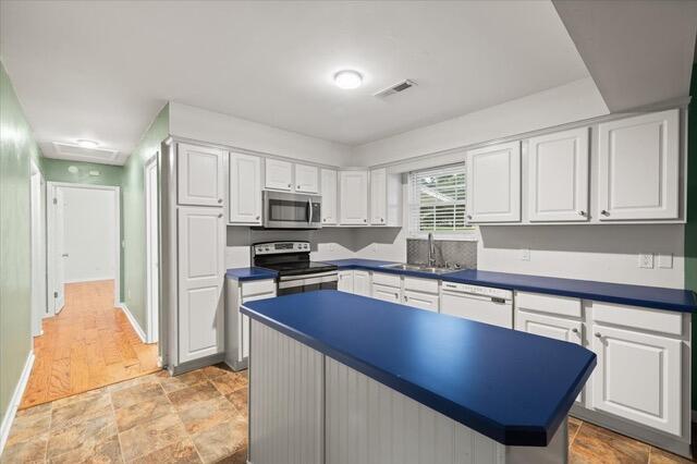 Building Photo - 3104 Bay Ridge Dr