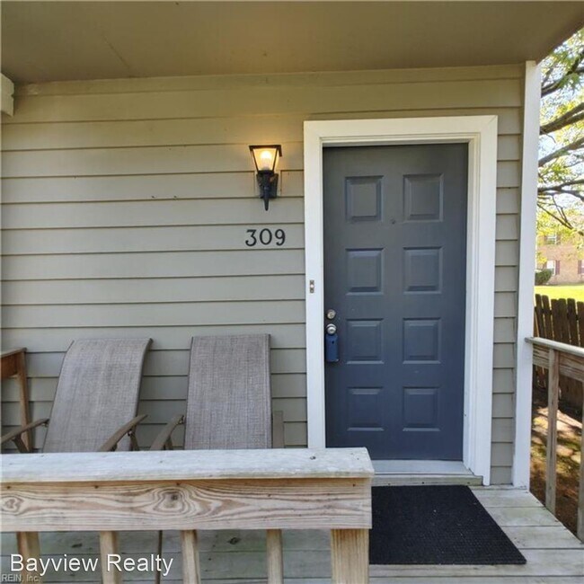3 br, 2.5 bath House 309 Windship Cove House Rental in Virginia