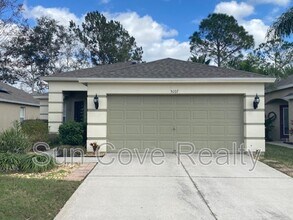 Building Photo - 5107 Gato Del Sol Cir