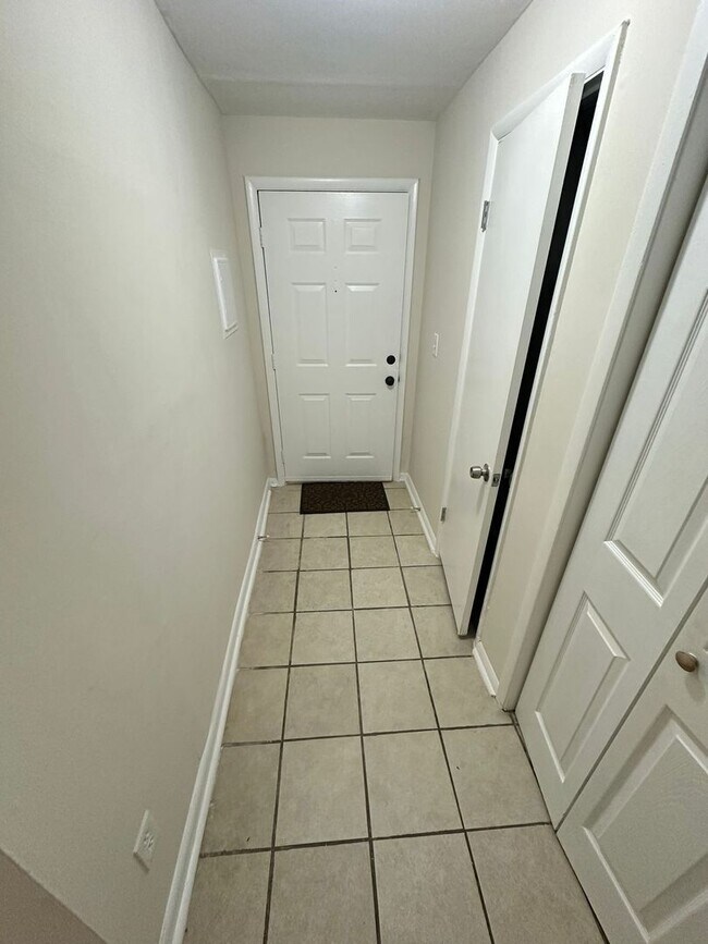 Foto del edificio - 1535 Terrell Mill Pl SE