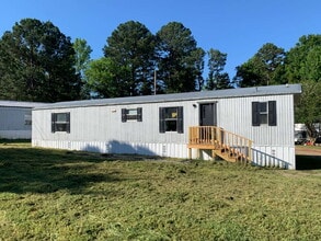 Building Photo - 3000 Poplar St