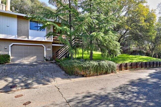 Building Photo - 2673 Arrow Ct