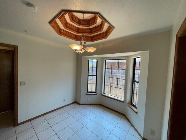 Foto del edificio - Large Covered Patio, Great neighborhood, w...