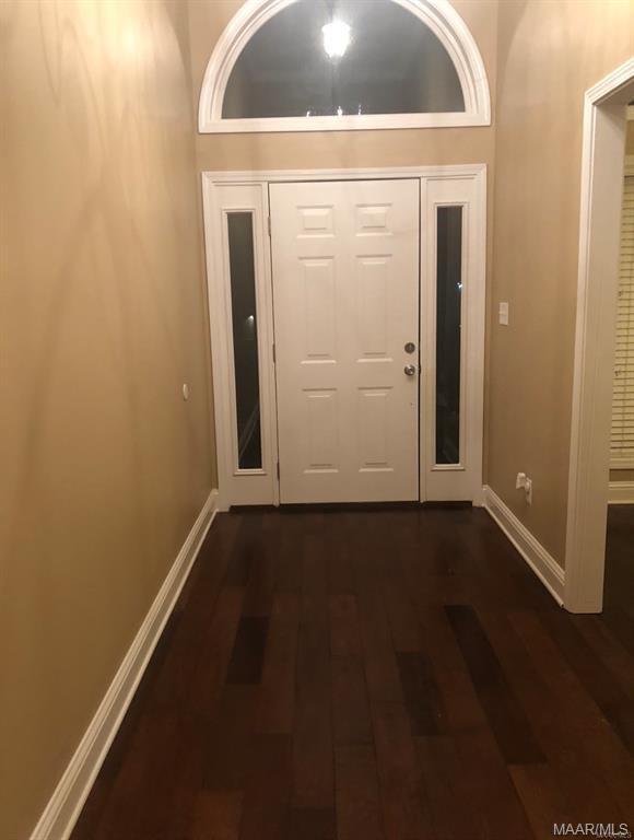 Foto del edificio - 707 Ethan Ln
