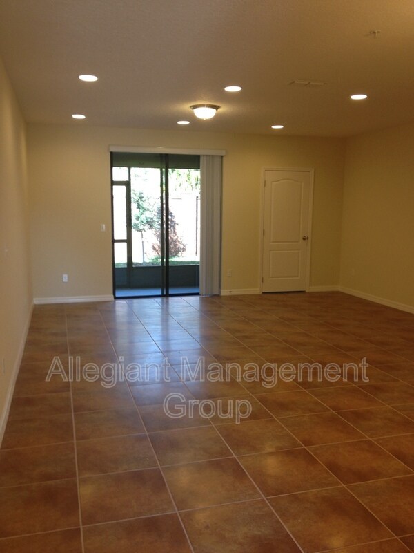 Foto del edificio - 2300 Aloha Bay Ct