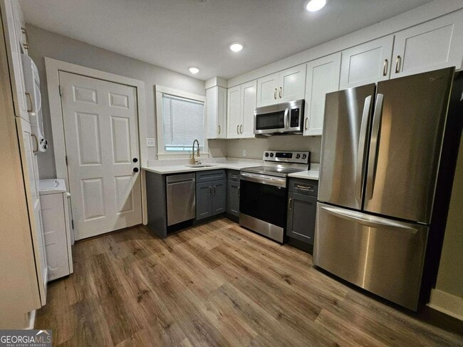 Foto del edificio - 220 S Jeff Davis Dr