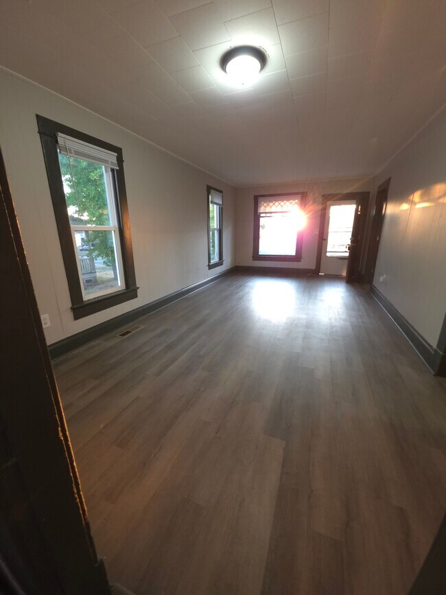 Foto del edificio - 2324 Cornwall Ave