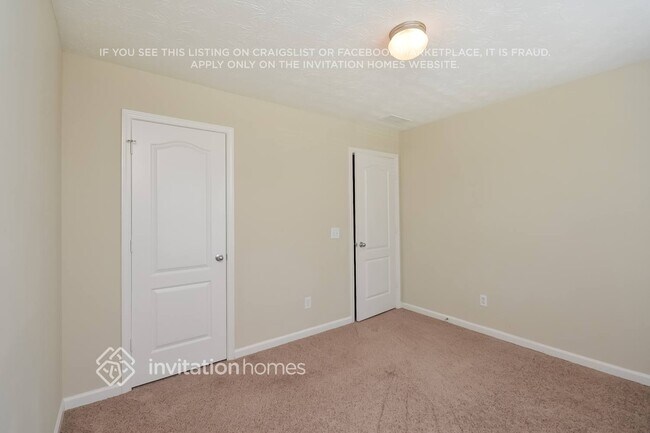 Foto del edificio - 1609 Deer Creek Ln