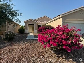 Building Photo - 78305 Estancia Dr