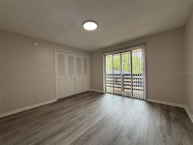 Foto del edificio - 6030 SW 12 Pl