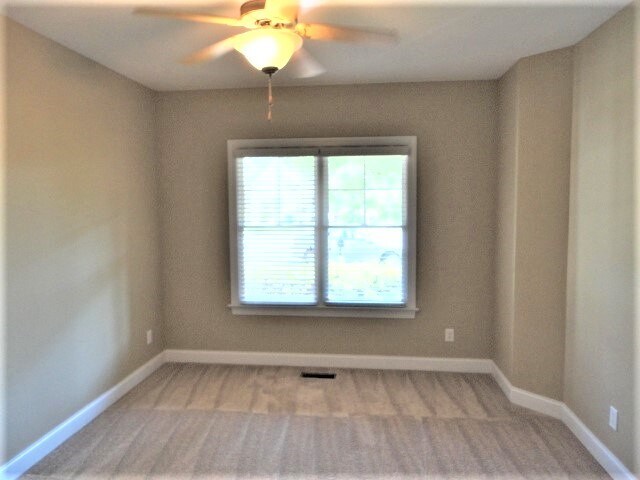 Building Photo - 1737 Peninsula Glen Court