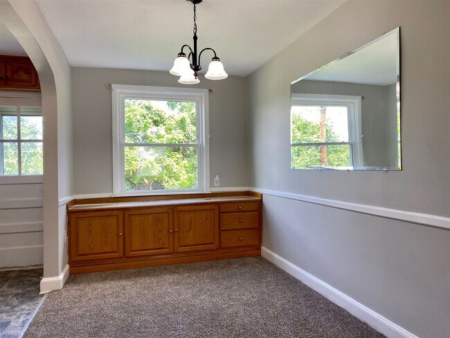 Foto del edificio - 2 br, 1.5 bath Townhome - 1203 Broening Hwy