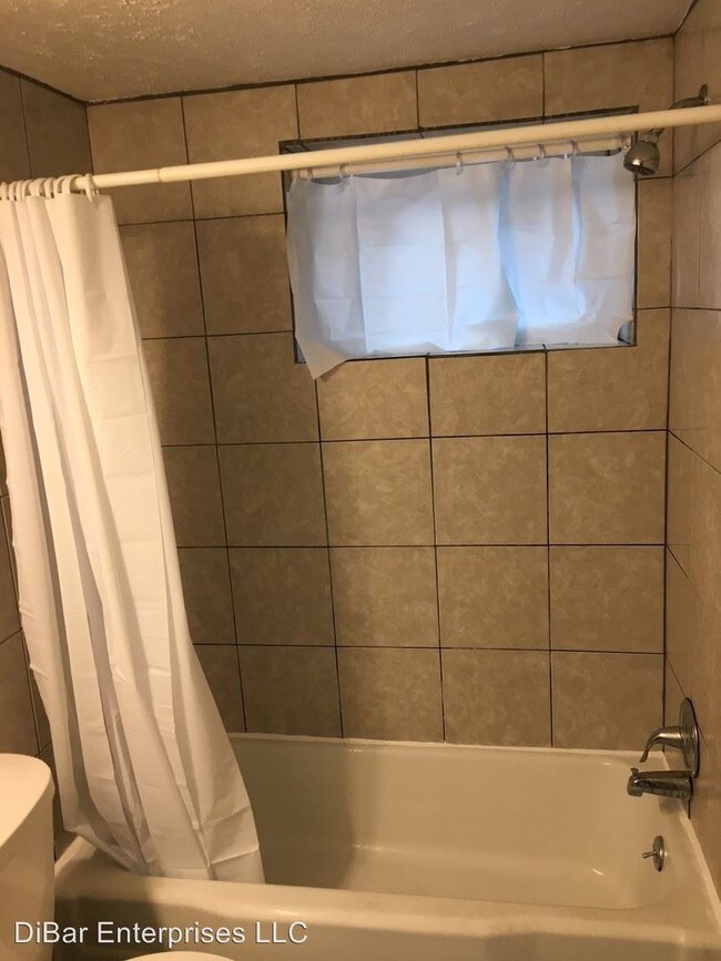 Foto del edificio - 620 S 35th St