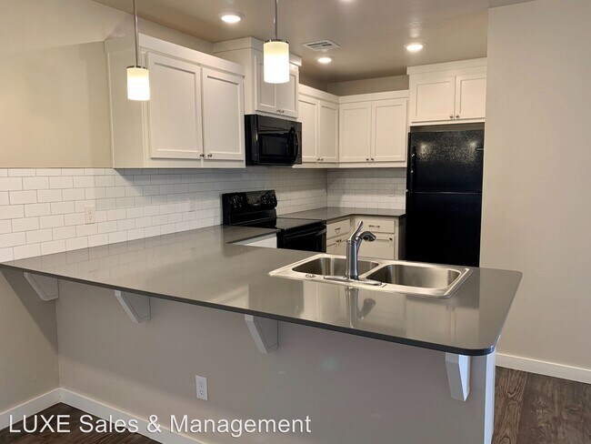 Foto del edificio - 3 br, 2 bath House - 767 SW 13th