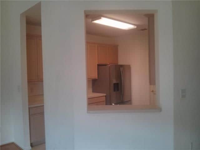 Building Photo - 8616 Heather Ridge Dr