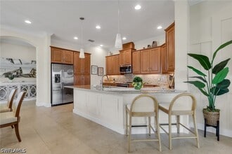 Building Photo - 9142 Isla Bella Cir