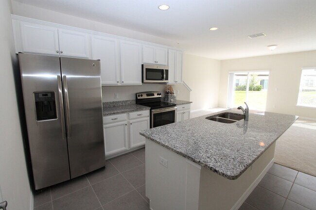 Foto del edificio - Winter Springs - 3 Bedroom, 3 Bathroom - $1,950.00