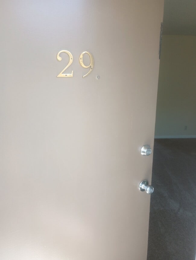 Photo - 9405 California Ave Apartment