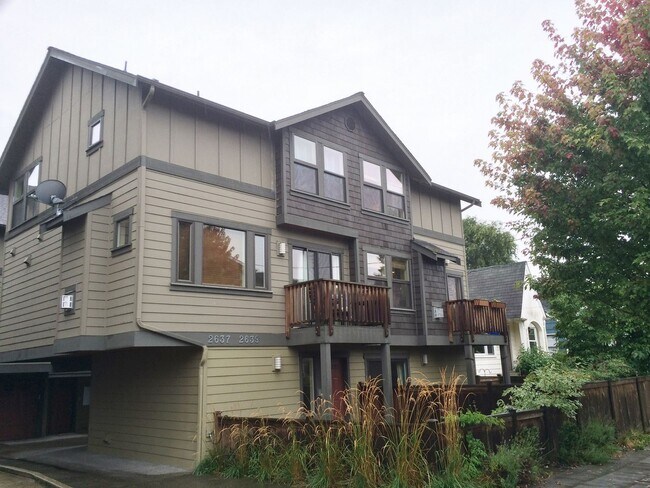 Foto del edificio - 3bd/2.25ba Seattle Home