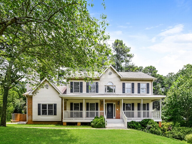 Building Photo - 1814 Windcrest Cir S W
