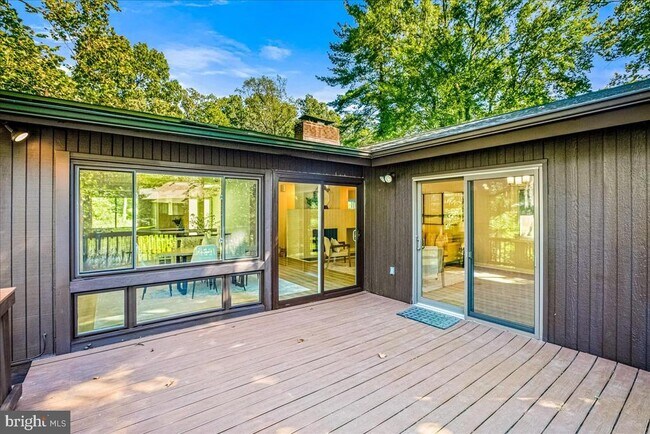 Foto del edificio - 4302 Wakefield Dr