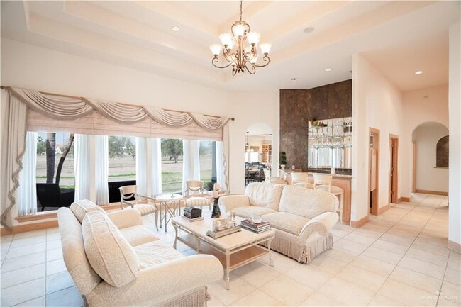 Building Photo - 23 Red River Dr